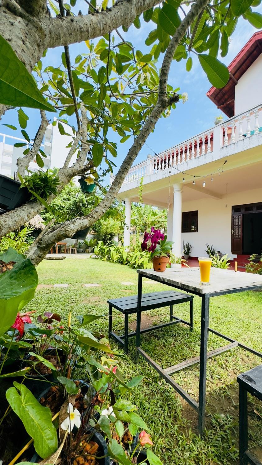 Sritaly Inn Bed and Breakfast in Mirissa