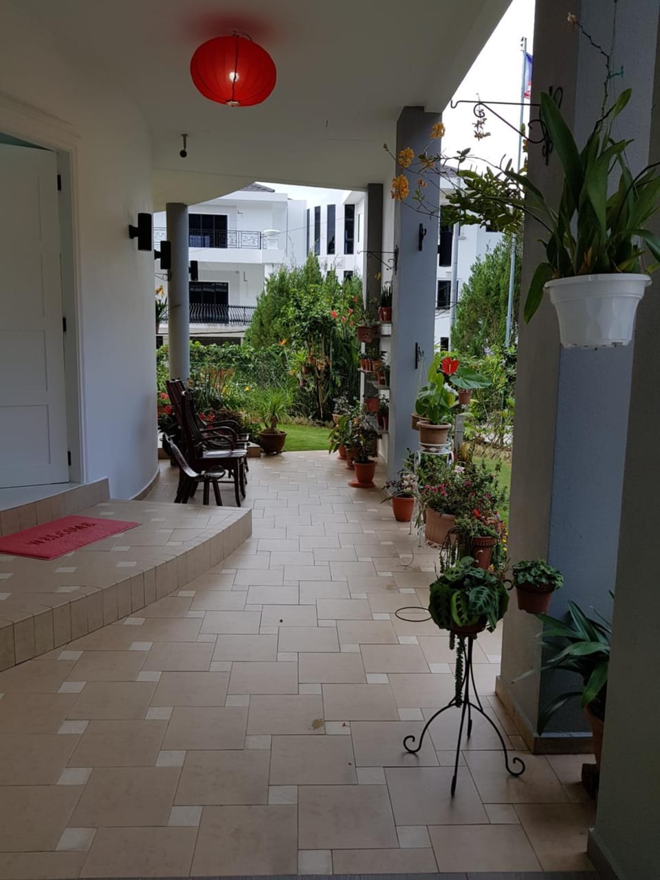 Patio, Facade/entrance