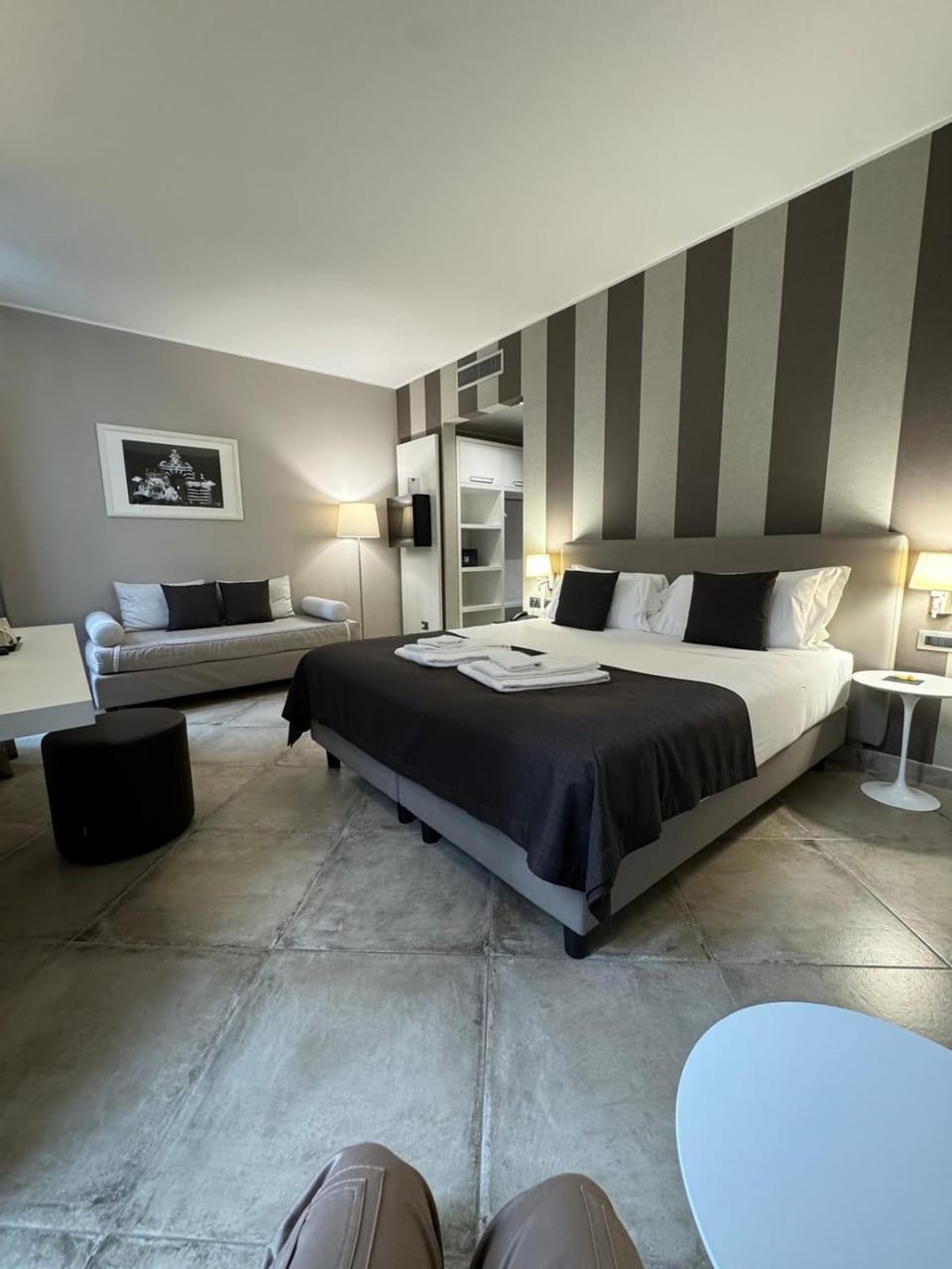 Bed, Photo of the whole room, Bedroom, furniture, minibar, towels, wardrobe