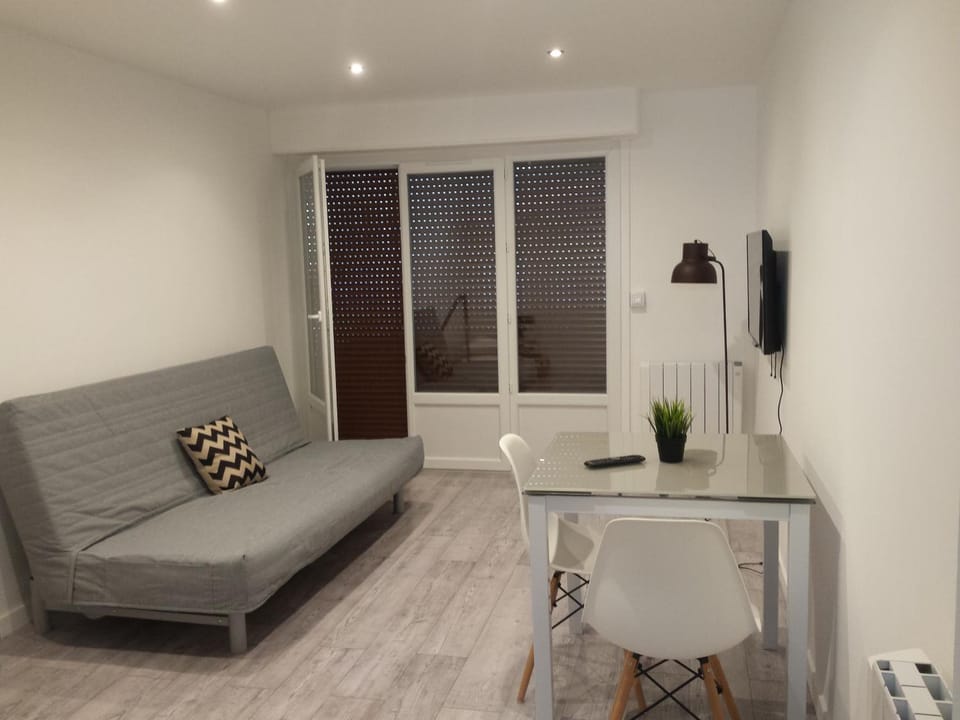 Living room, Dining area, Bedroom