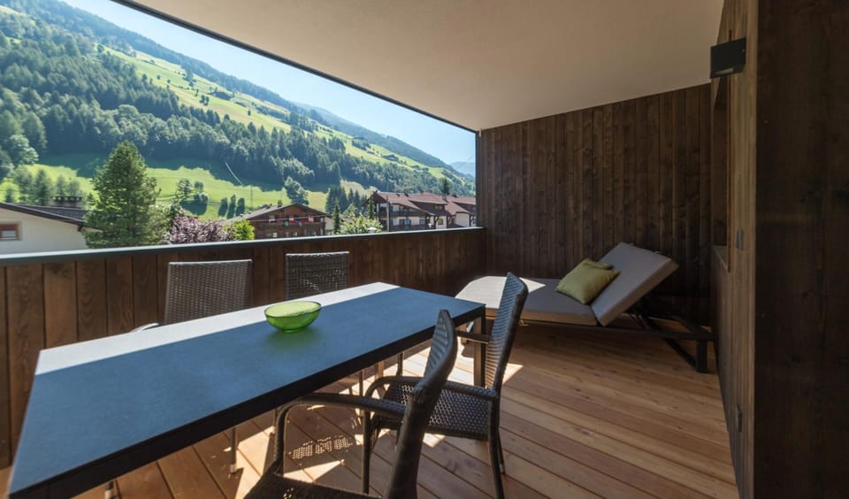 Balcony/Terrace, Dining area