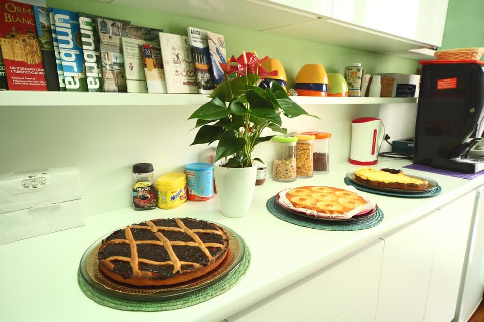 Breakfast, Internal: Not applicable to any particular room