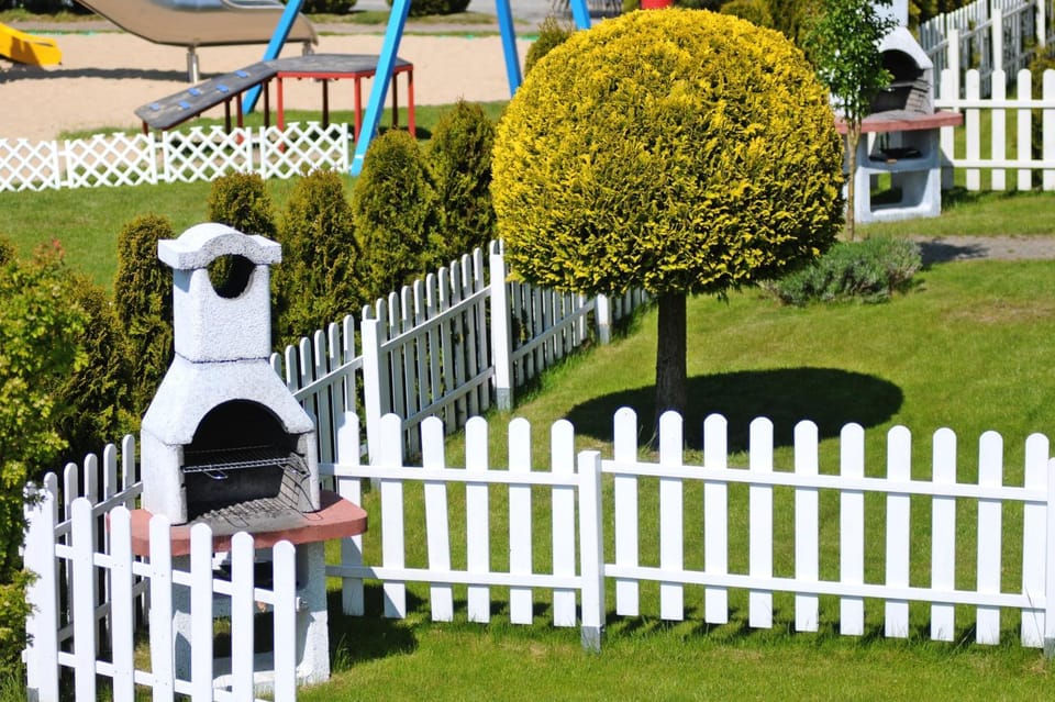 Neighbourhood, BBQ facilities, Garden