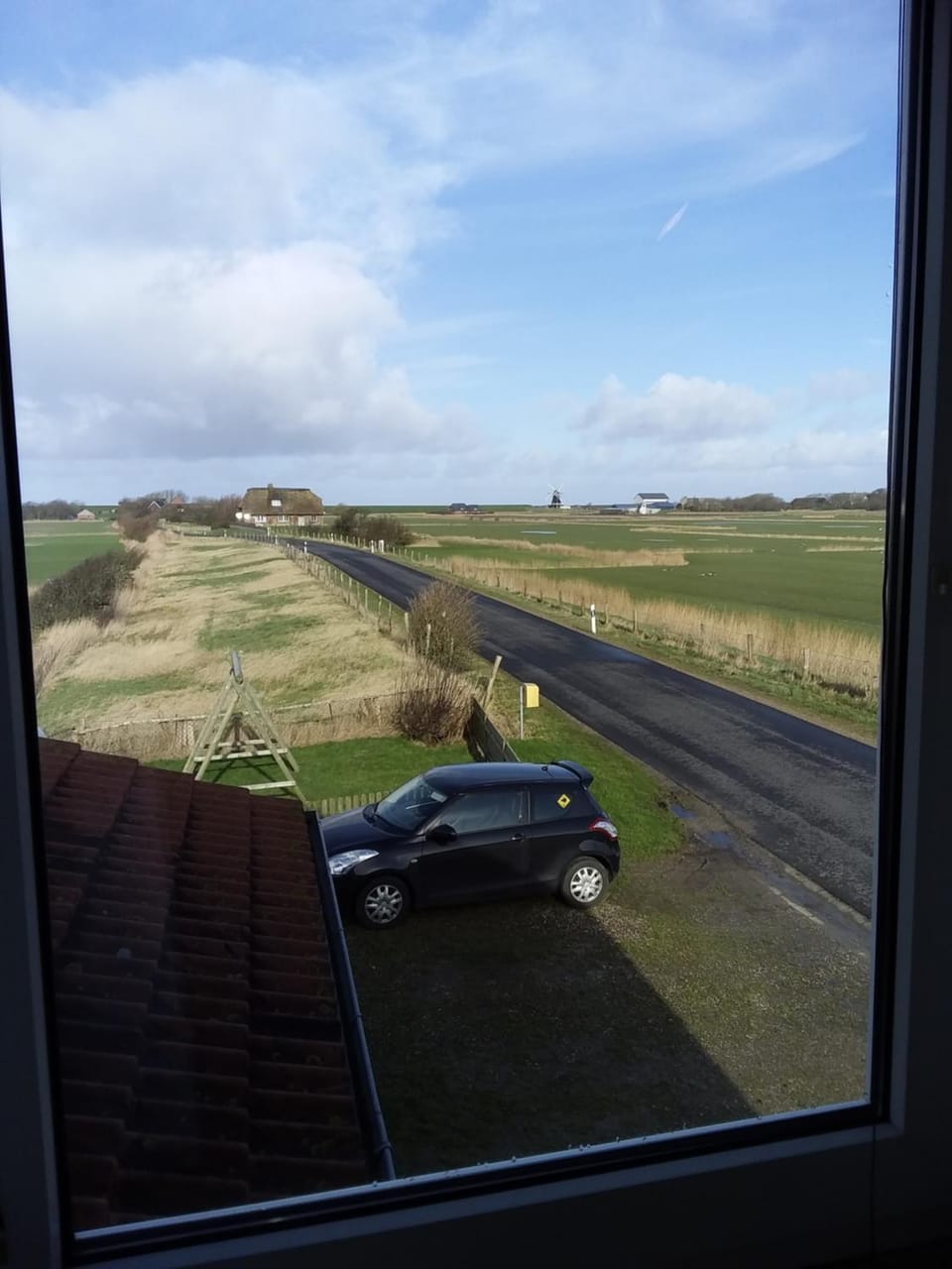 Off site, Landmark view