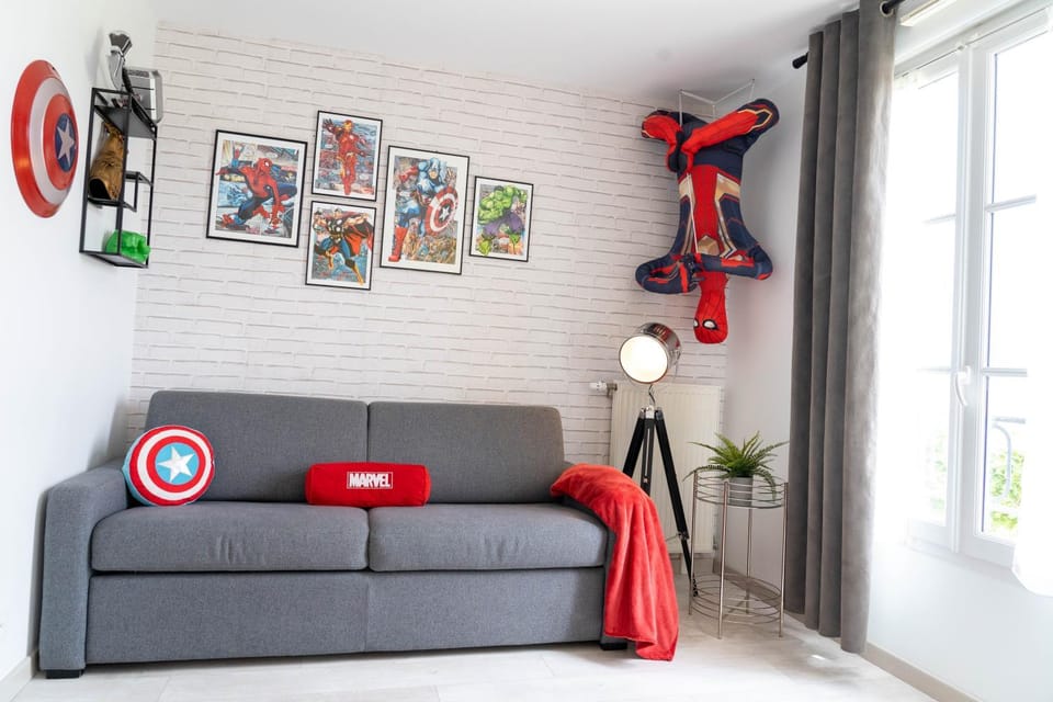 Living room, Decorative detail
