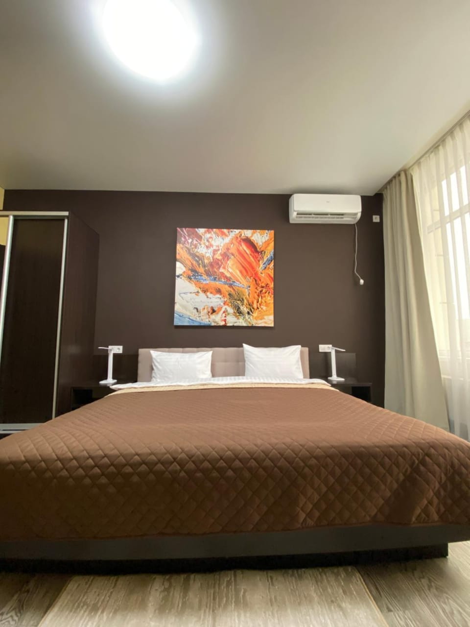 Bed, Photo of the whole room, Bedroom, air conditioner