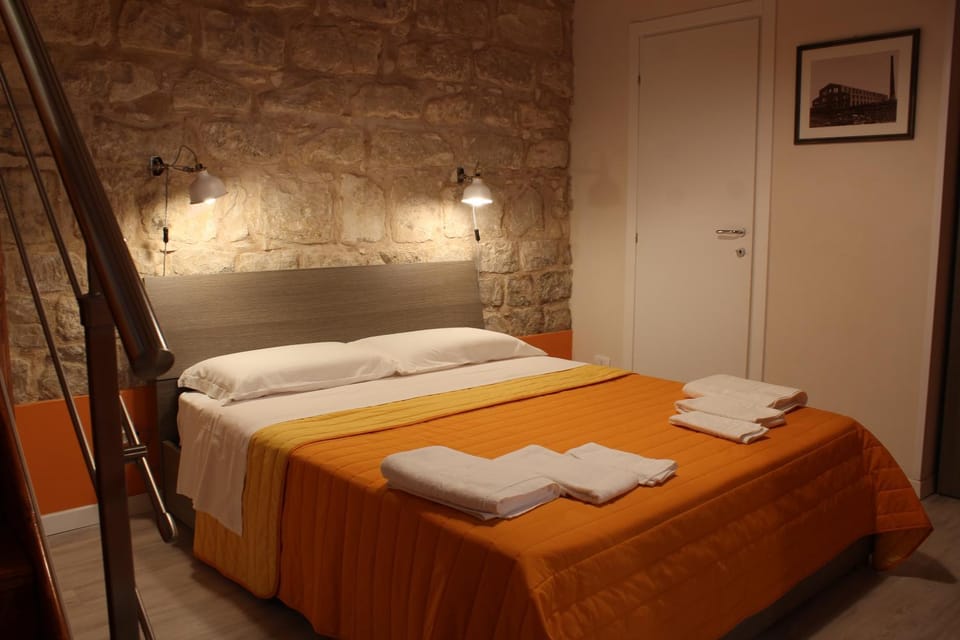 Other, Photo of the whole room