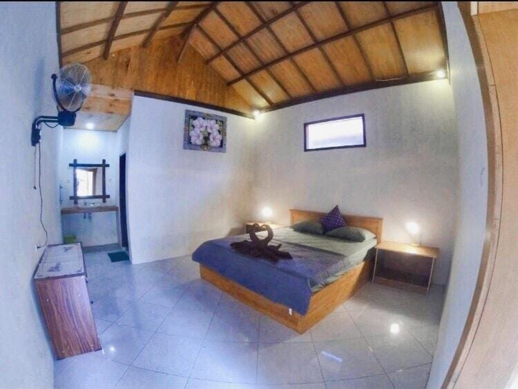 Santai Bungalow Bed and Breakfast in Pemenang