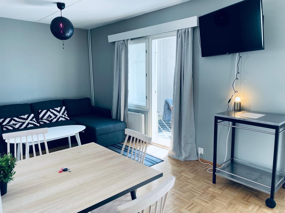TV and multimedia, Dining area