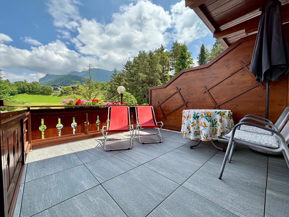 Natural landscape, View (from property/room), Balcony/Terrace, Mountain view, sunbed