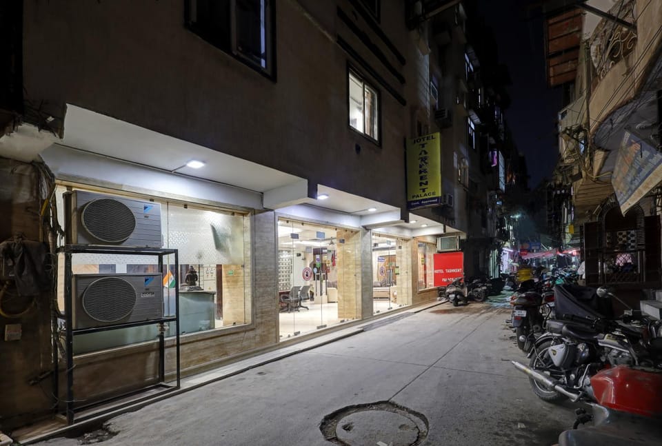 Property building, Facade/entrance