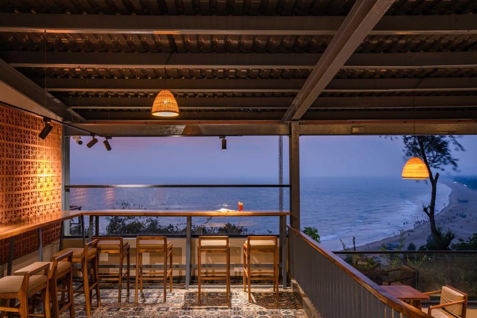 Restaurant/places to eat, Dining area