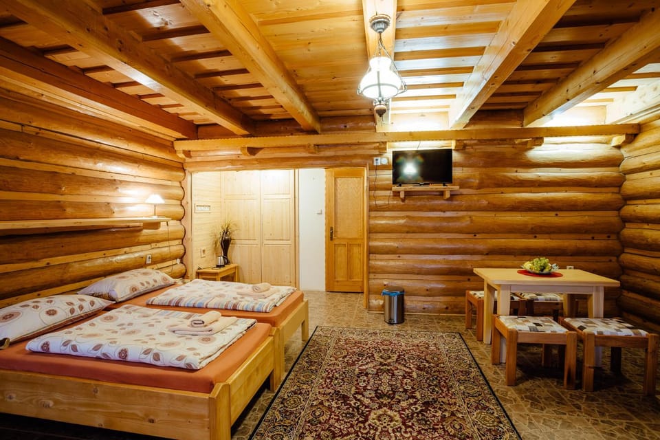TV and multimedia, Photo of the whole room, Bedroom