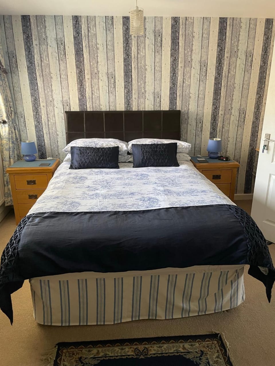 Brewery Farm House Bed & Breakfast Bed and Breakfast in Swindon