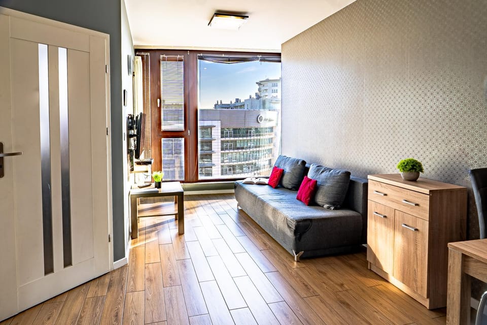 Bed, TV and multimedia, Living room, Photo of the whole room, Seating area