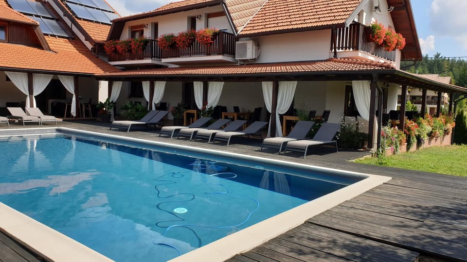 Property building, Swimming pool