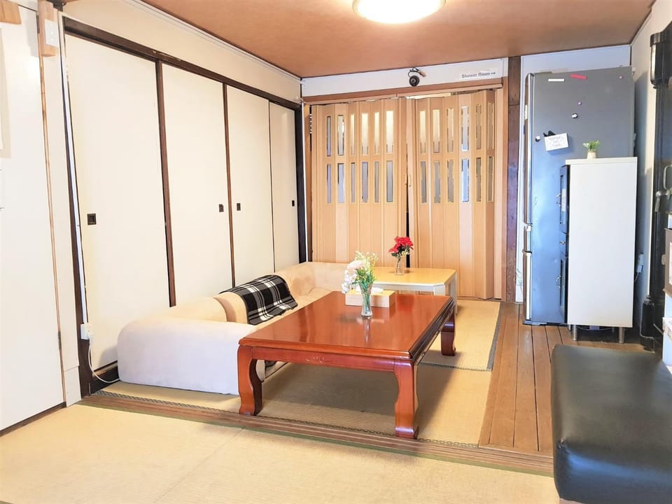 Peace house Abeno Bed and Breakfast in Osaka