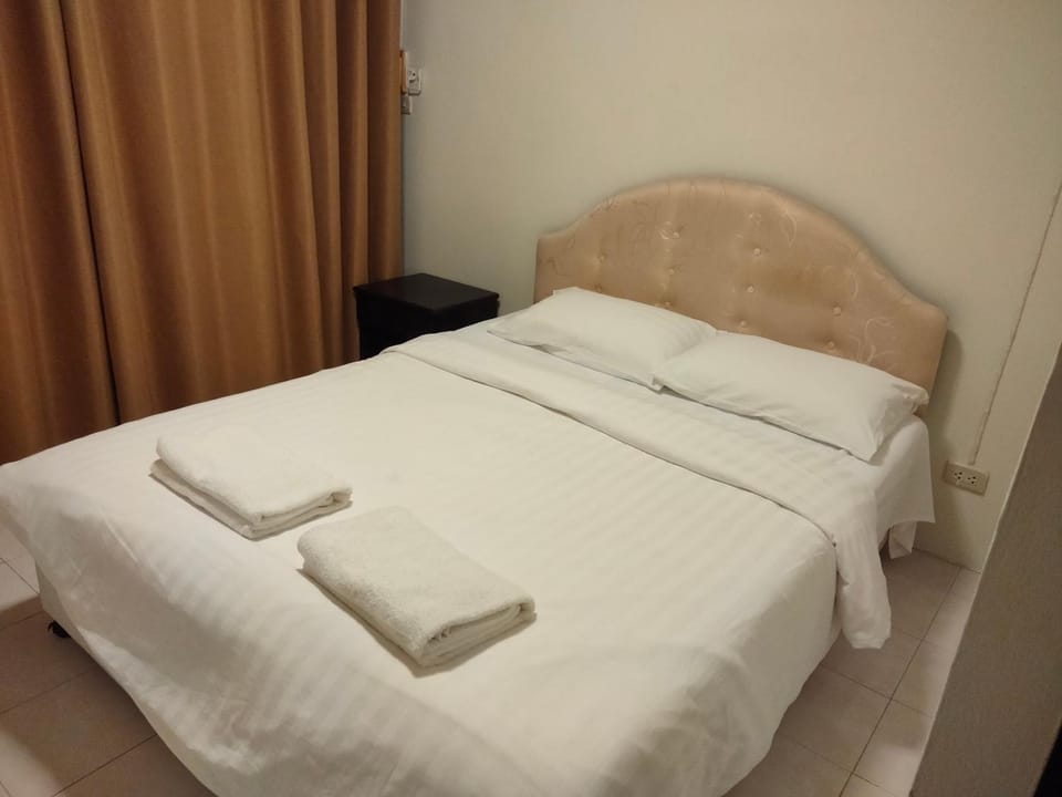 NB House Bed and Breakfast in Phuket