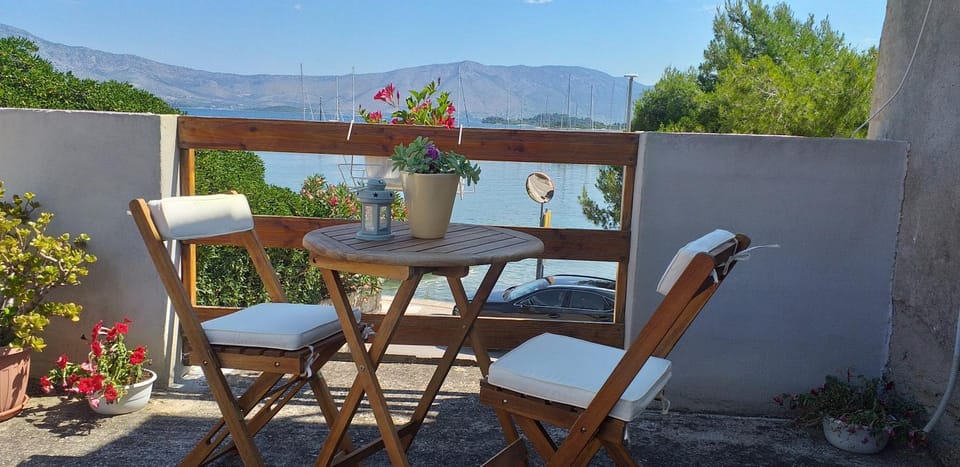 Patio, Balcony/Terrace, Drinks