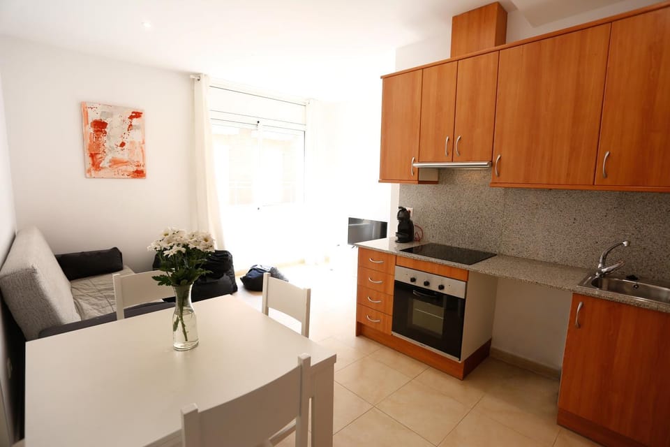 Kitchen or kitchenette, Living room, Dining area
