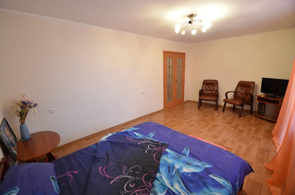 Bed, Photo of the whole room, Decorative detail, Bedroom