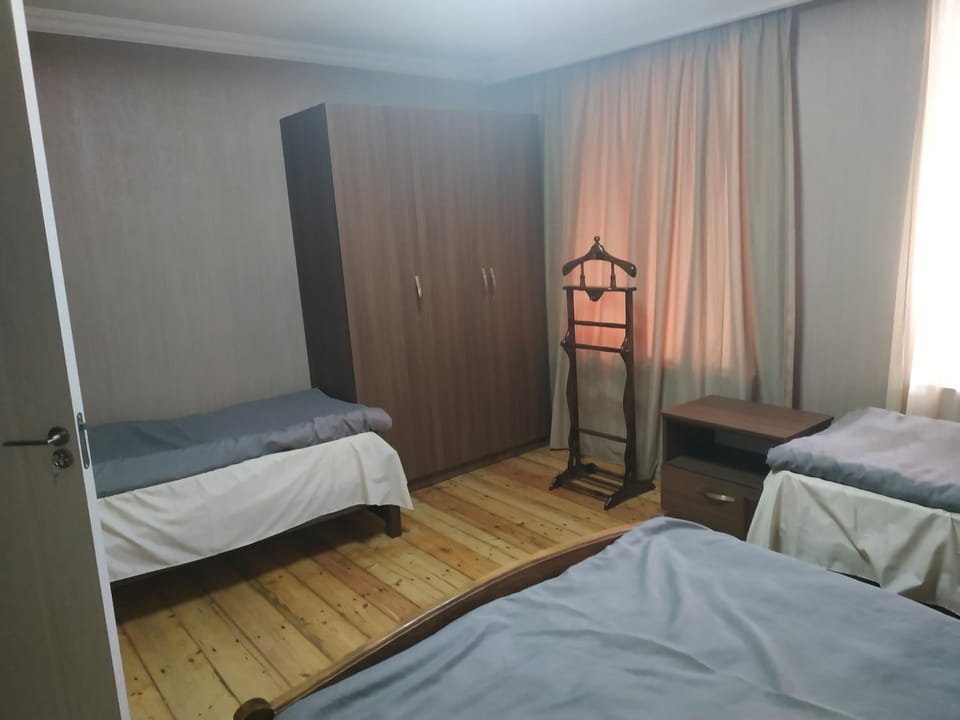 Photo of the whole room, Decorative detail, Bedroom