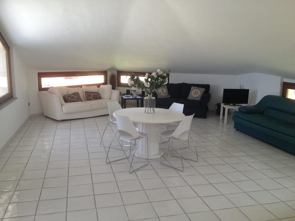 L' Attico sul mare Apartment in Campania