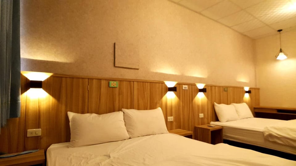 Photo of the whole room, bunk bed