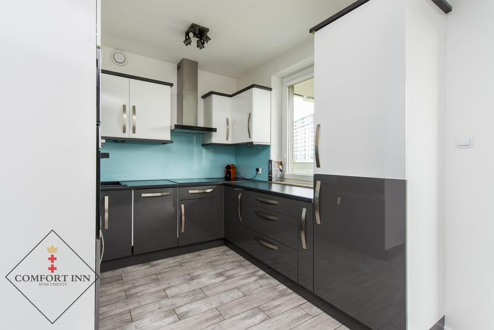 Kitchen or kitchenette, Communal kitchen, kitchen