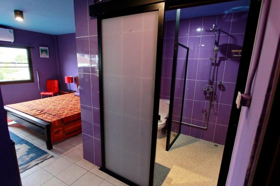 Shower, Bed, Bathroom
