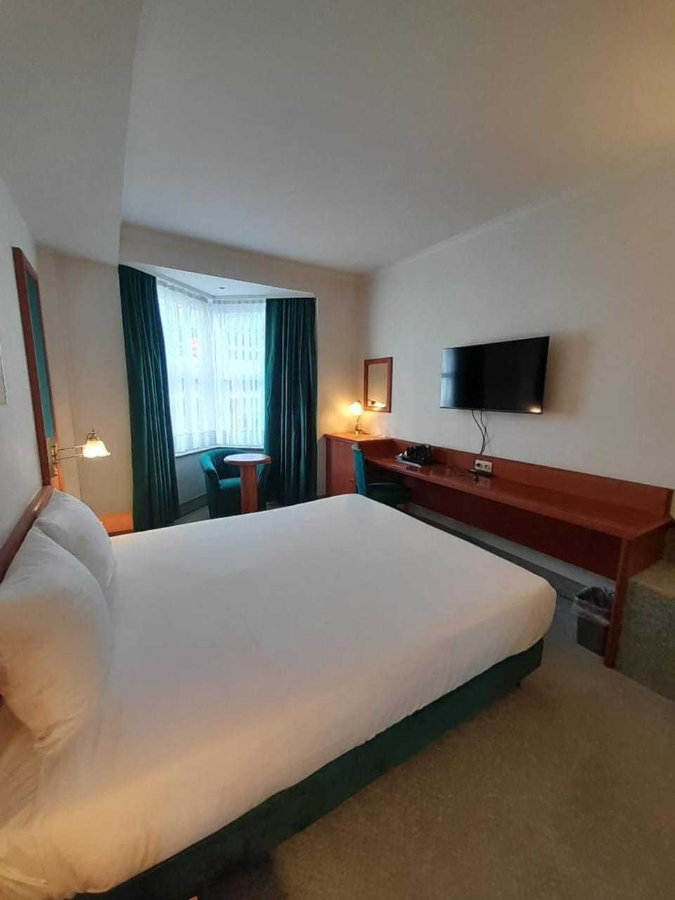 Communal lounge/ TV room, Bed, TV and multimedia, Photo of the whole room, Bedroom