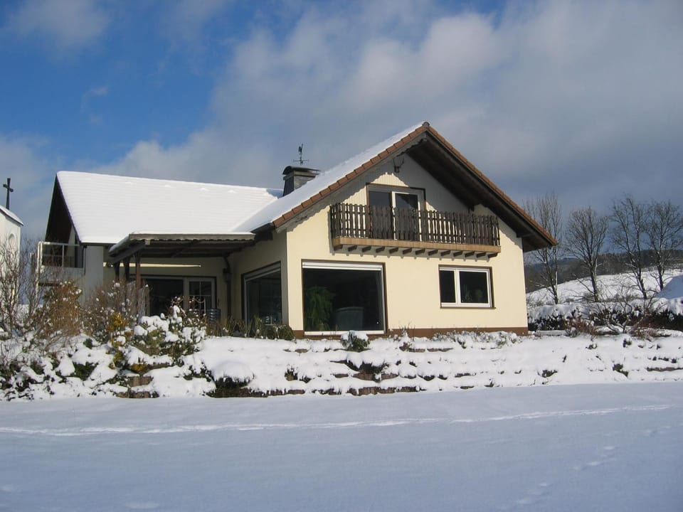 Property building, Winter