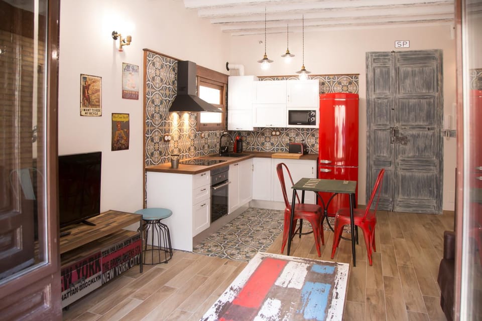 Kitchen or kitchenette, Living room, Decorative detail, Dining area