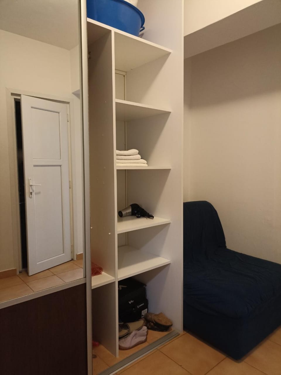 wardrobe