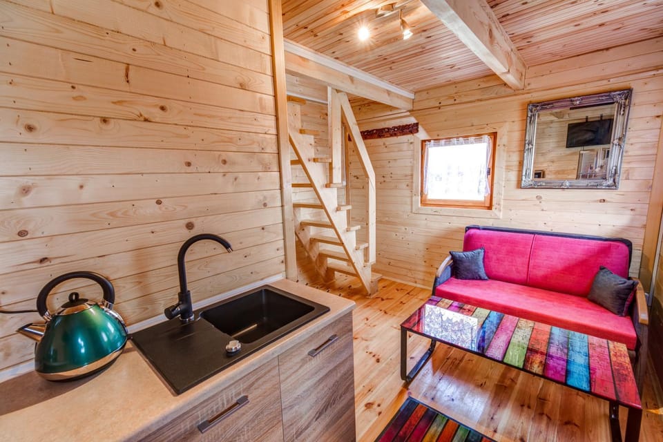 Kitchen or kitchenette, Living room, Seating area