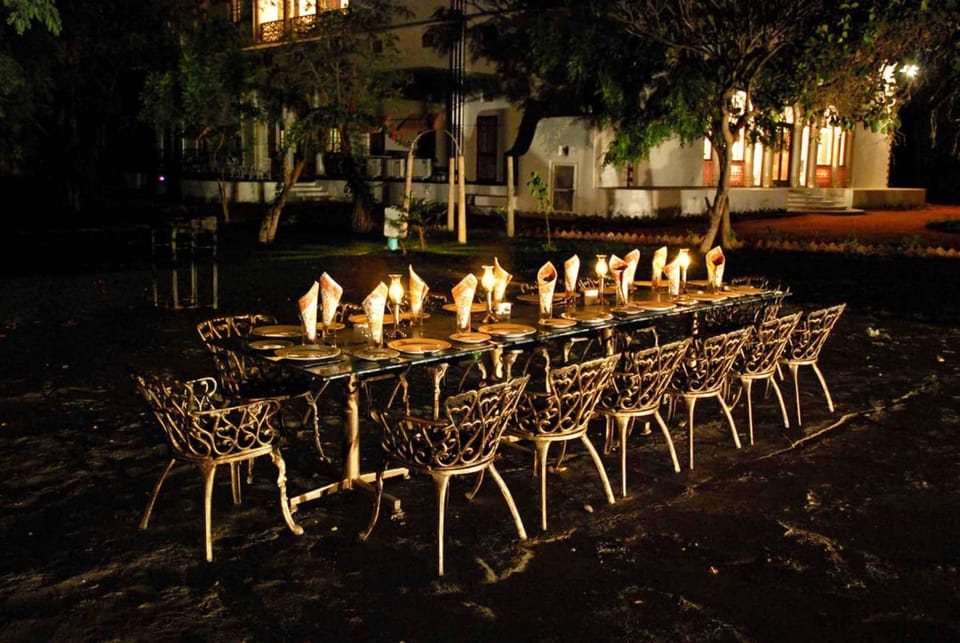 Restaurant/places to eat, Restaurant/places to eat