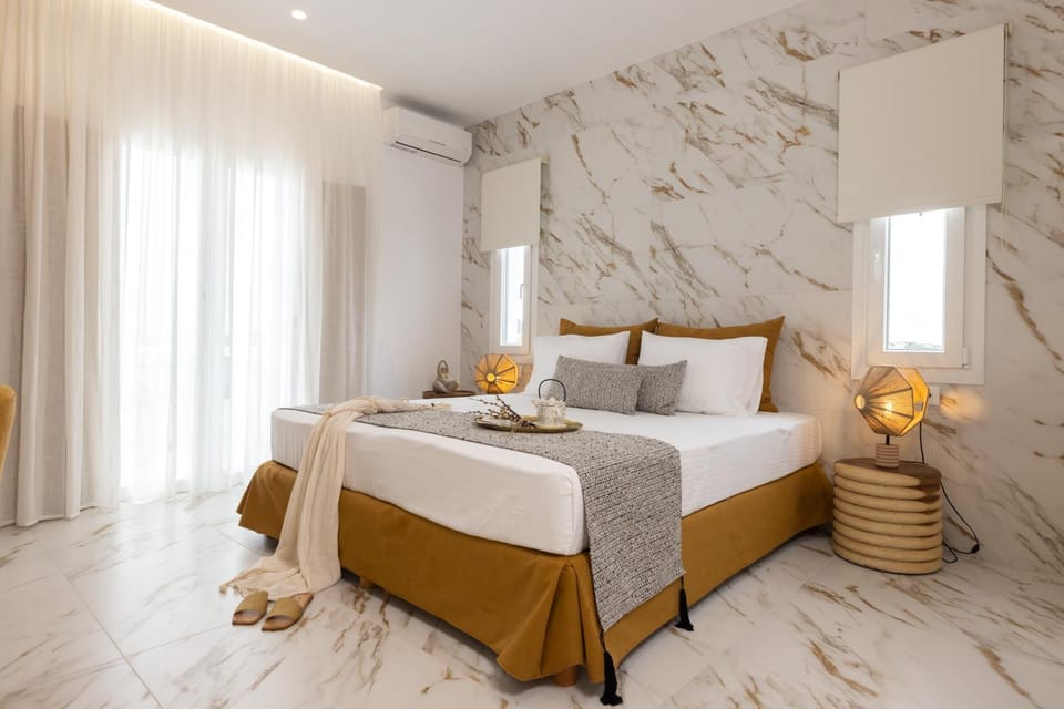 Bed, Photo of the whole room, air conditioner