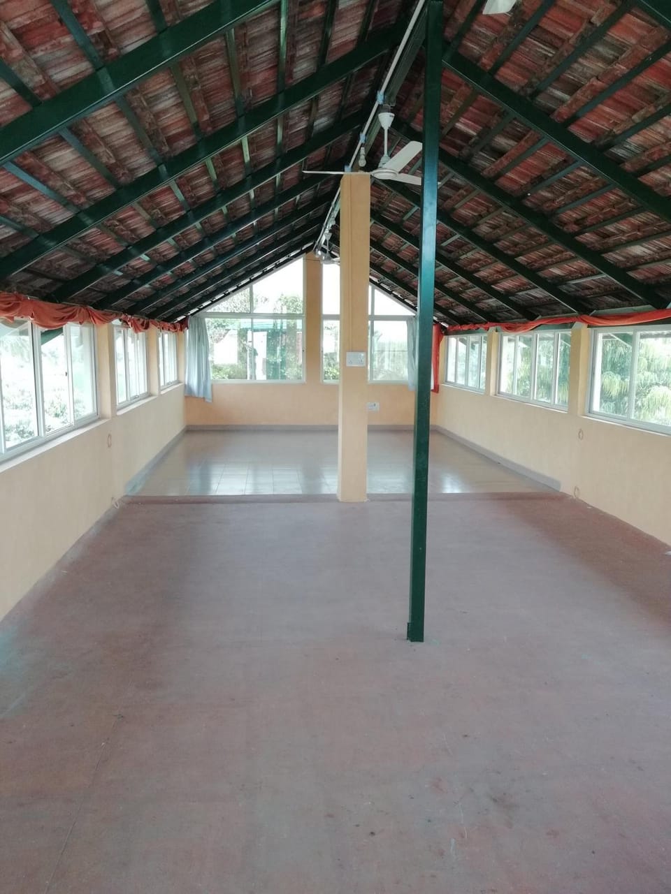 The Mountain Retreat Bed and Breakfast in Tamil Nadu