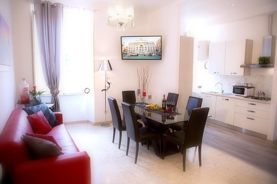 Kitchen or kitchenette, Living room, Photo of the whole room, Dining area