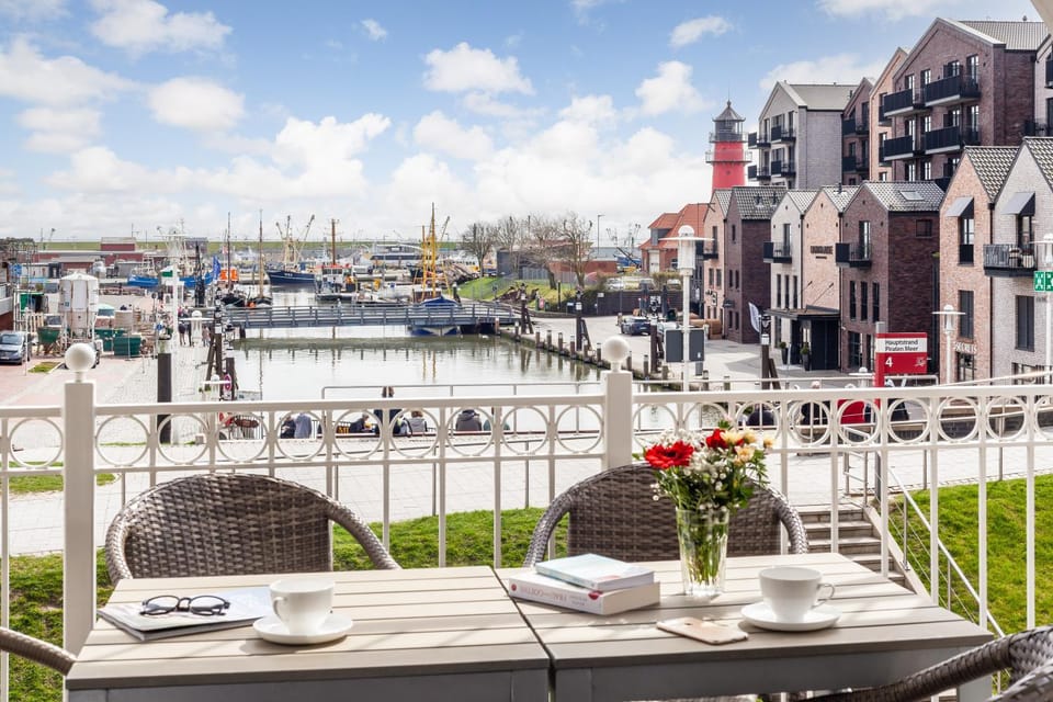 Balcony/Terrace, Landmark view