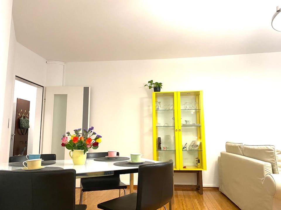 Apartment Grazbachgasse - gratis Tiefgaragenplatz Apartment in Graz