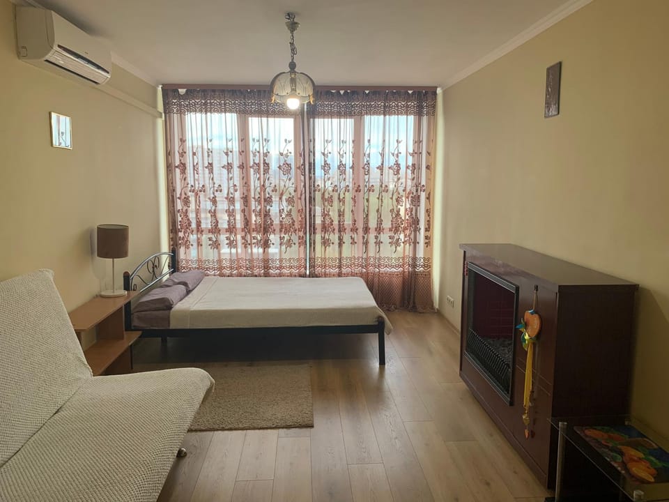 One bedroom on Rusanovka Apartment in Kiev City - Kyiv