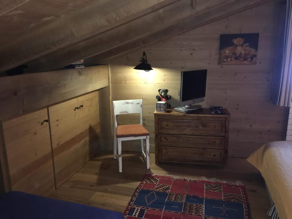 Chalet Mine de rien Bed and Breakfast in Megève