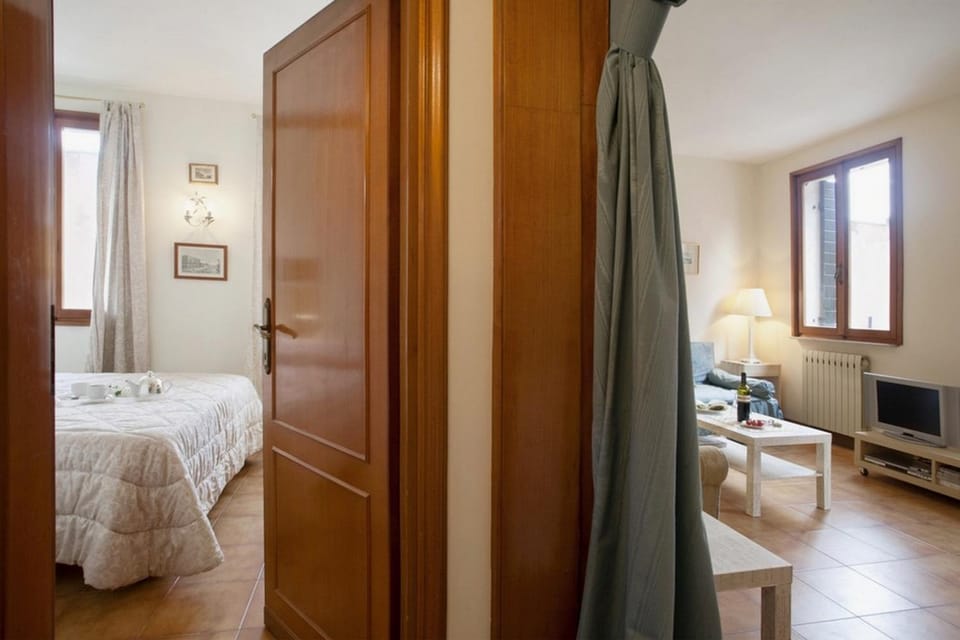 Living room, Bedroom