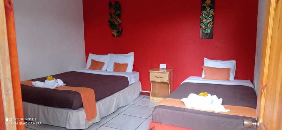 Hotel Your House Bed and Breakfast in Heredia Province