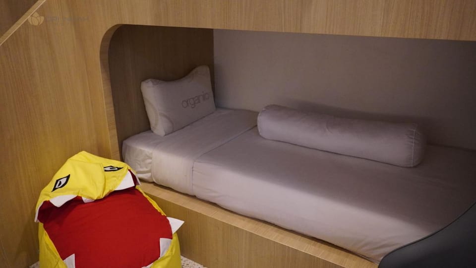 bunk bed