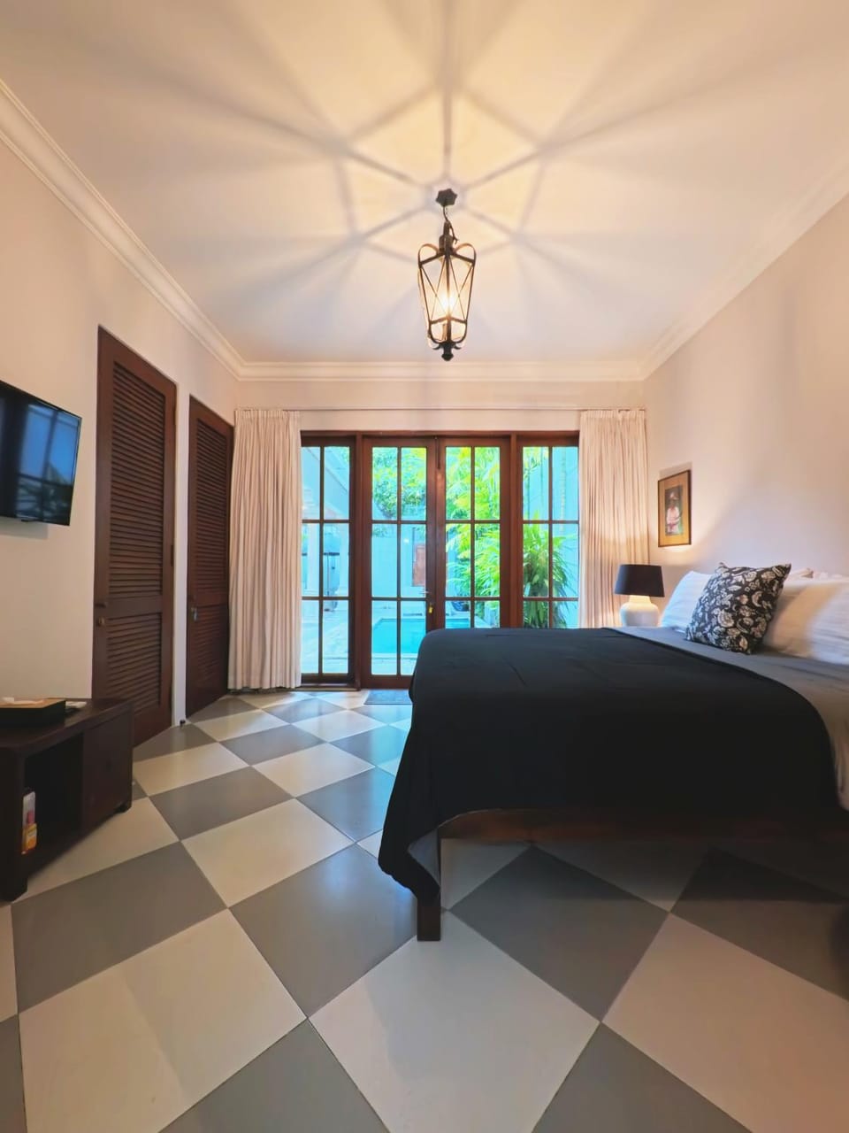 TV and multimedia, Bedroom, wardrobe