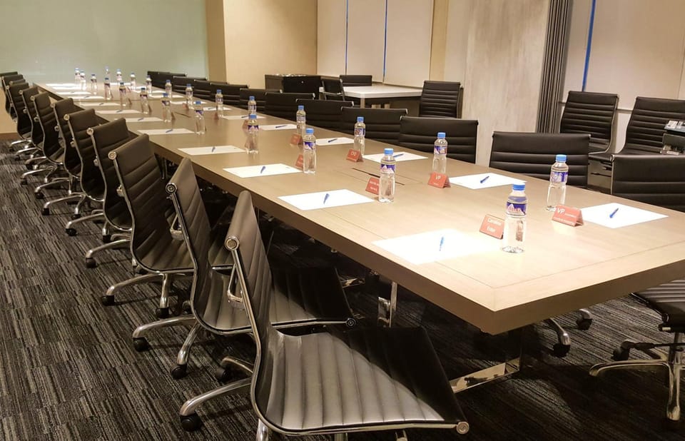 Meeting/conference room