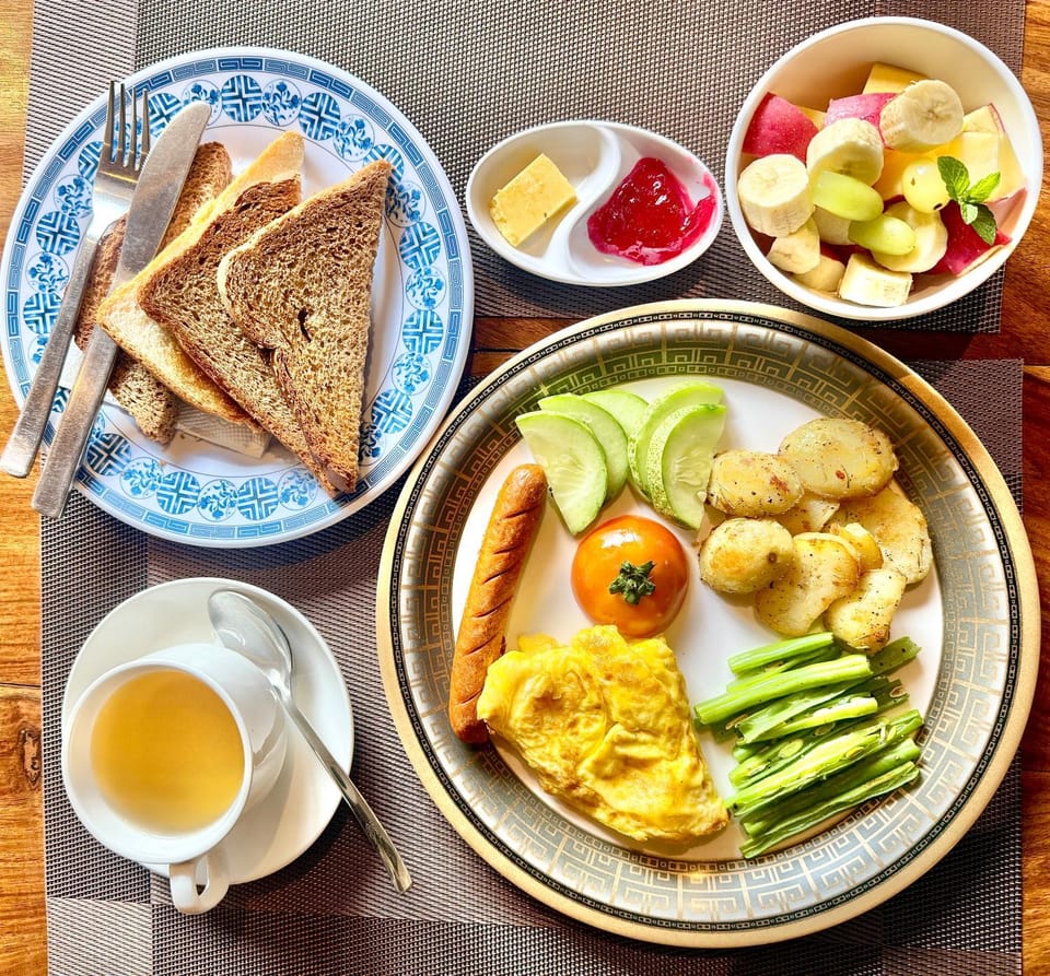Food and drinks, Food, Breakfast, Continental breakfast