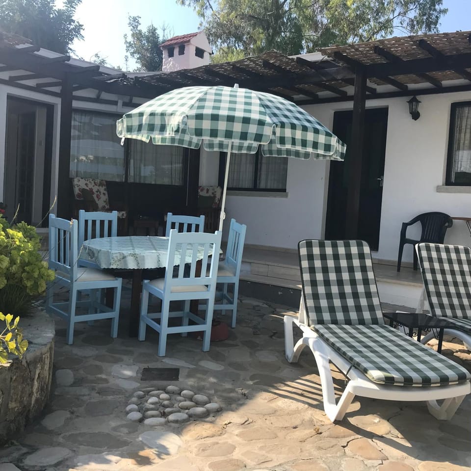 Garden, Balcony/Terrace, Dining area, sunbed